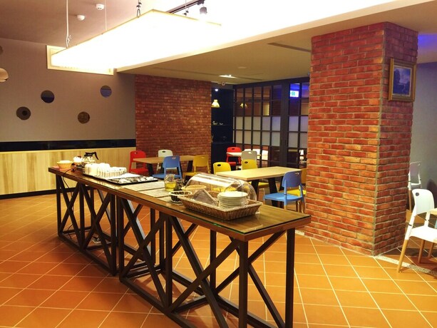 Imagen del bar/restaurante del Hotel Sendale Zhubei Business Hotel. Foto 24