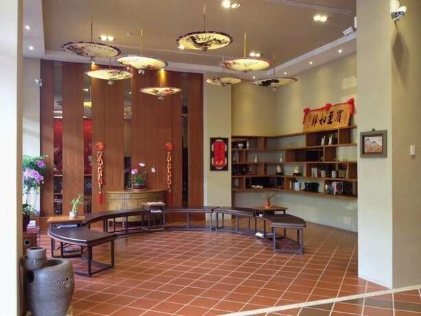 Imagen general del Hotel Sendale Zhubei Business Hotel. Foto 3