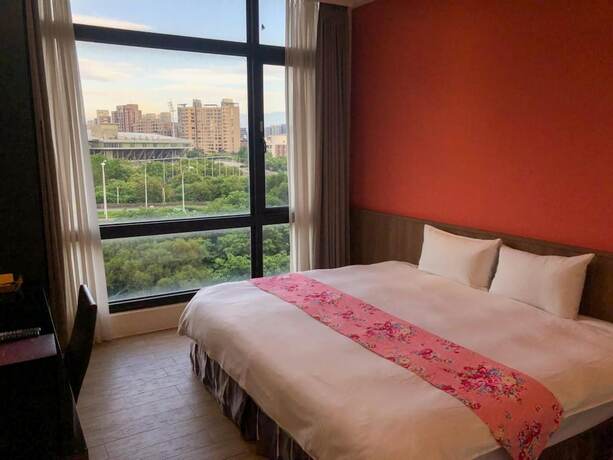 Imagen general del Hotel Sendale Zhubei Business Hotel. Foto 6