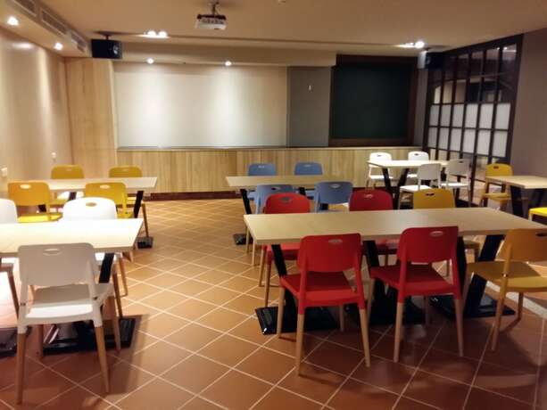 Imagen de los interiores del Hotel Sendale Zhubei Business Hotel. Foto 31