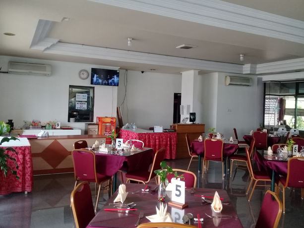 Imagen del bar/restaurante del Hotel Sendang Sari. Foto 2