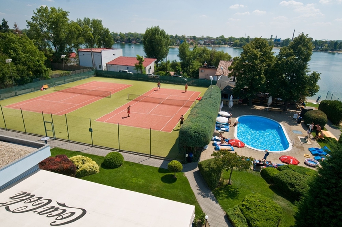 Imagen general del Hotel Senec Lake and Aqua Resort. Foto 5