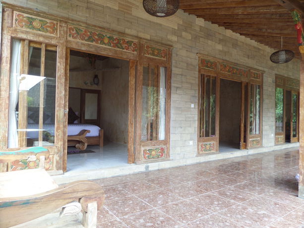 Imagen de los exteriores del Hotel Senetan Villas and Spa Resort. Foto 10