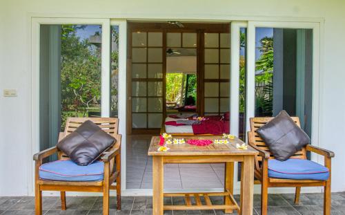 Imagen general del Hotel Senggigi Homes & Apartments &. Foto 4