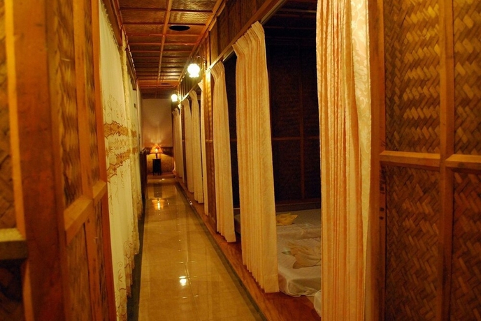Imagen de los interiores del Hotel Sengtawan Riverside. Foto 16
