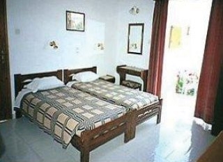 Imagen de la habitación del Hotel Senia, Agia Marina. Foto 2