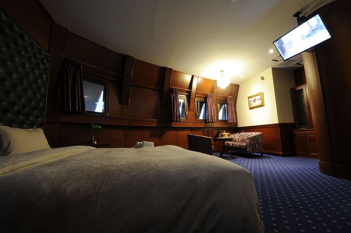 Imagen de la habitación del Hotel Senigallia. Foto 12