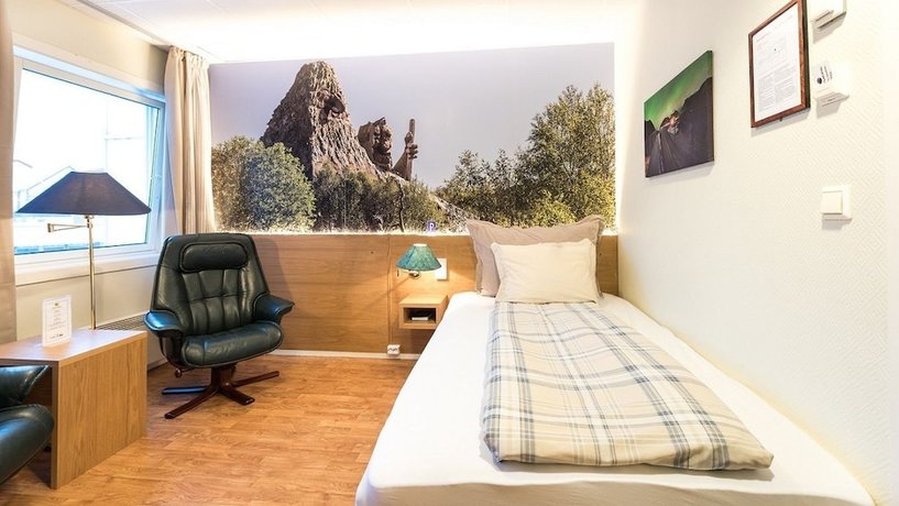 Imagen de la habitación del Hotel Senjal. Foto 4