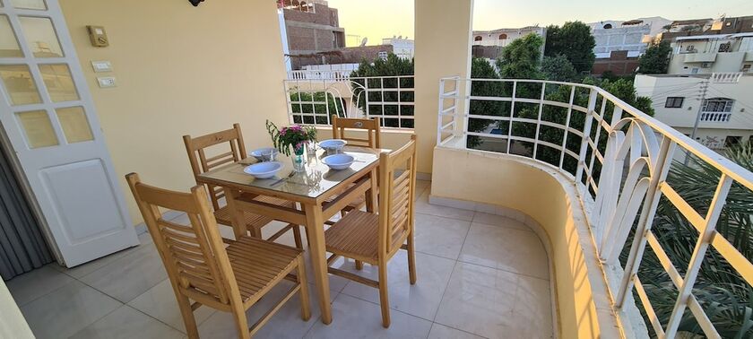 Imagen general del Hotel Senmut Luxory Apartments. Foto 14