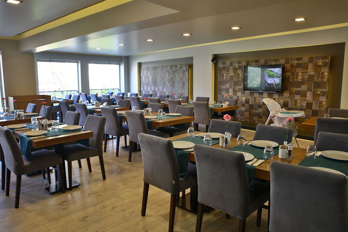 Imagen de los interiores del Hotel Sennacity. Foto 14