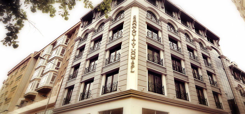 Imagen del bar/restaurante del Hotel Sennacity. Foto 3