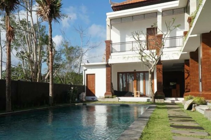 Imagen de la piscina del Hotel Seno Guesthouse and Cafe. Foto 20