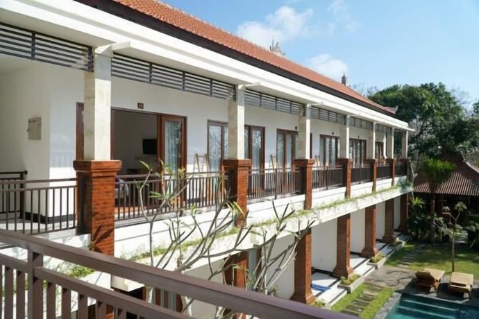 Imagen general del Hotel Seno Guesthouse and Cafe. Foto 3
