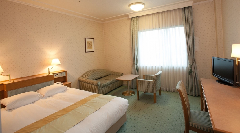 Imagen de la habitación del Hotel Senri Hankyu Osaka. Foto 15