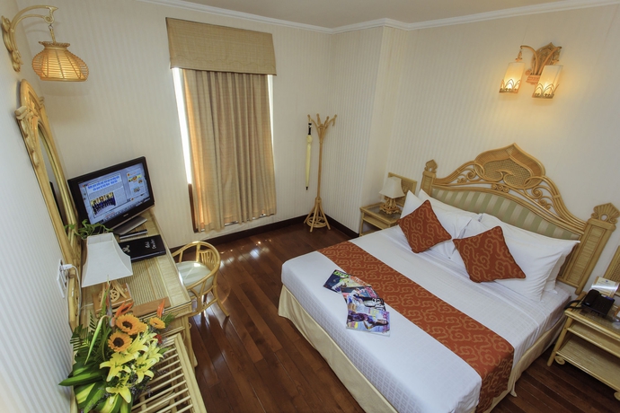 Imagen de la habitación del Hotel Senriver. Foto 3