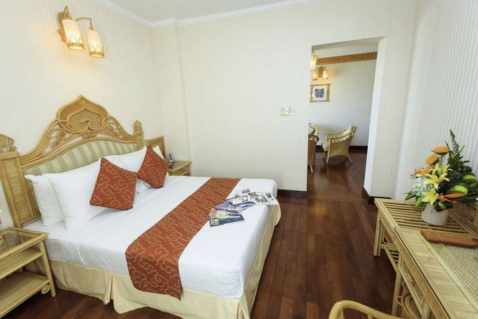 Imagen de la habitación del Hotel Senriver. Foto 4
