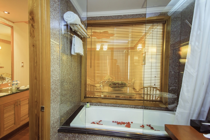 Imagen de la habitación del Hotel Senriver. Foto 11