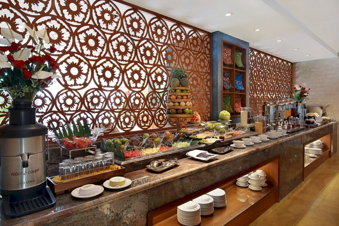 Imagen del bar/restaurante del Hotel Sens Hotel And Spa Conference Ubud Town Centre. Foto 2