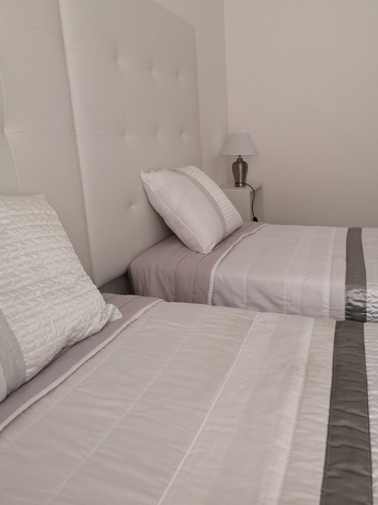 Imagen de la habitación del Hotel Sensations Guesthouse. Foto 5