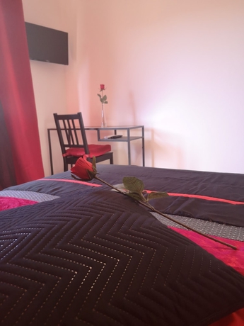 Imagen de la habitación del Hotel Sensations Guesthouse. Foto 10