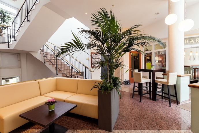 Imagen de los interiores del Hotel Senscity Berlin Spandau. Foto 15