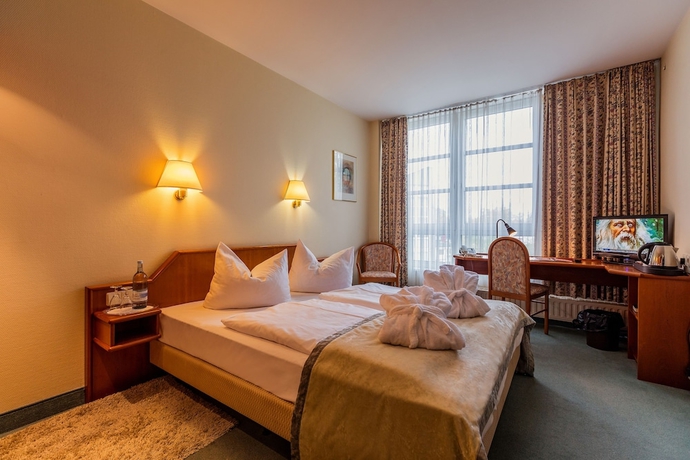 Imagen de la habitación del Hotel Senscity Berlin Spandau. Foto 8