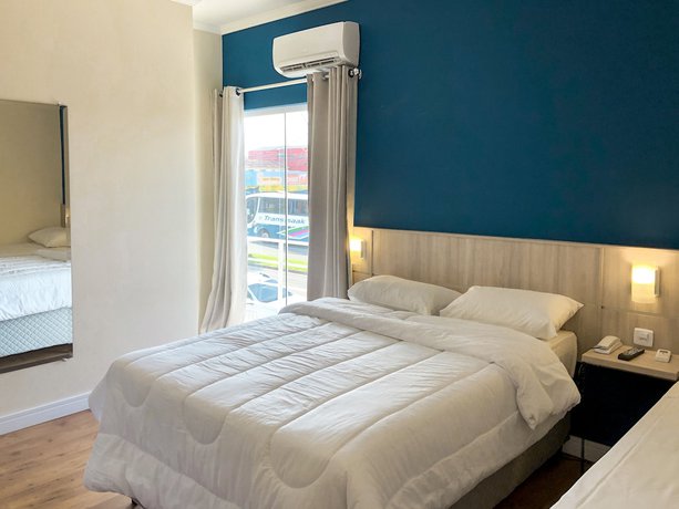 Imagen de la habitación del Hotel Sense Arauc&aacute;ria. Foto 10