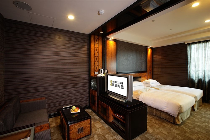 Imagen de la habitación del Hotel Sense. Foto 7