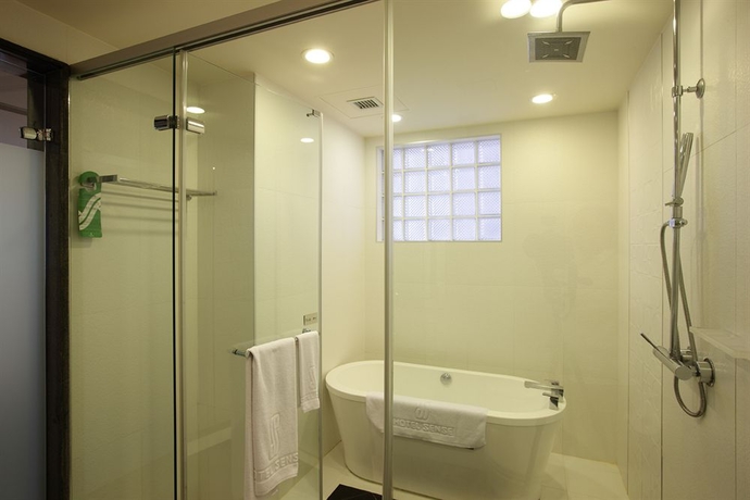 Imagen de la habitación del Hotel Sense. Foto 8