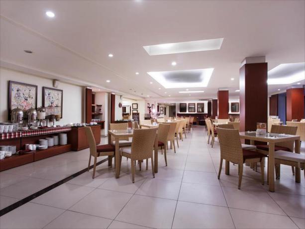 Imagen del bar/restaurante del Hotel Sense Sunset Seminyak - Chse Certified. Foto 2