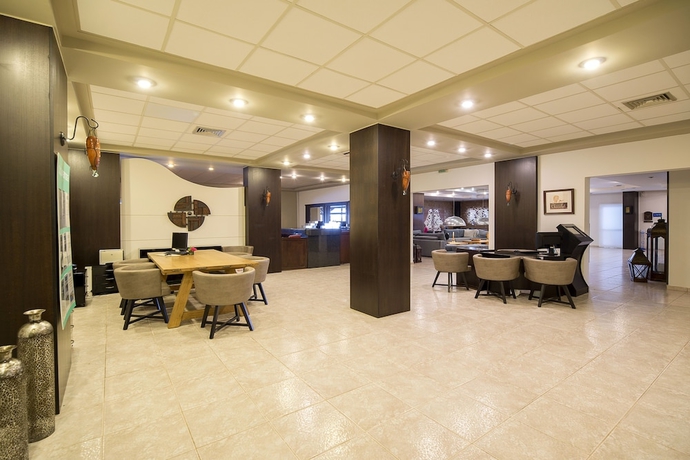 Imagen de los interiores del Hotel Senseana Sea Side Resort and Aquadventure - All Inclusive. Foto 12