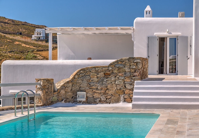 Imagen de los exteriores del Hotel Senses Luxury Suites & Villas. Foto 8