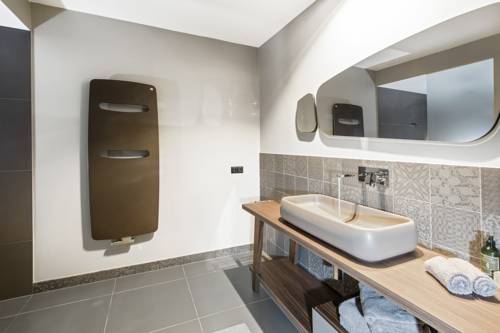 Imagen de la habitación del Hotel Senses Violett Suites - Adults Only. Foto 13