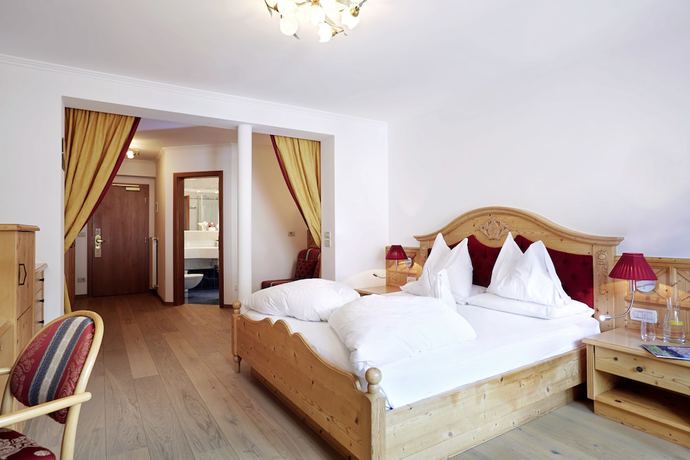 Imagen de la habitación del Hotel Sensoria Dolomites, Alpe di Siusi. Foto 12