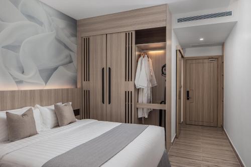 Imagen de la habitación del Hotel Sensory Park Urban. Foto 8