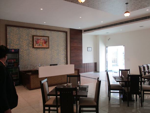 Imagen del bar/restaurante del Hotel Sentara and Resort. Foto 4