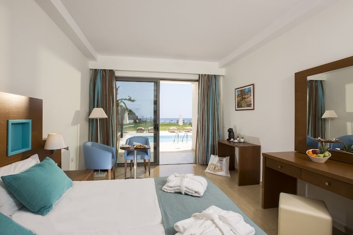 Imagen de la habitación del Hotel Sentido Asterias Beach Resort. Foto 6