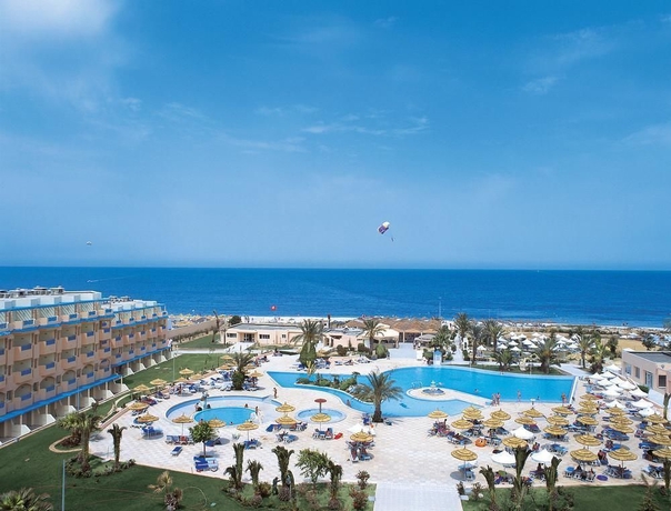 Imagen de los exteriores del Hotel Sentido Bellevue Park. Foto 12