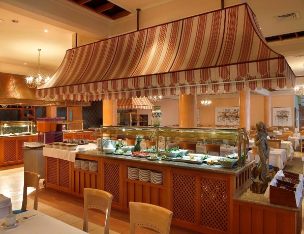 Imagen del bar/restaurante del Hotel Sentido Cypria Bay by Leonardo Hotels. Foto 2