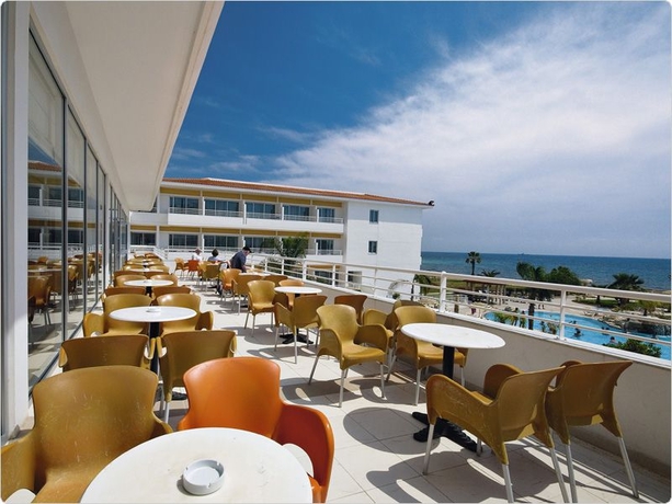 Imagen de los exteriores del Hotel Sentido Cypria Bay by Leonardo Hotels. Foto 7