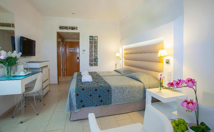 Imagen de la habitación del Hotel Sentido Cypria Bay by Leonardo Hotels. Foto 16