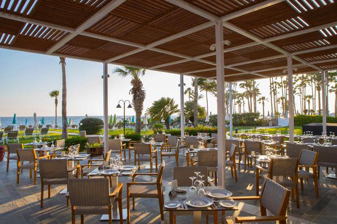 Imagen del bar/restaurante del Hotel Sentido Cypria Bay by Leonardo Hotels. Foto 11