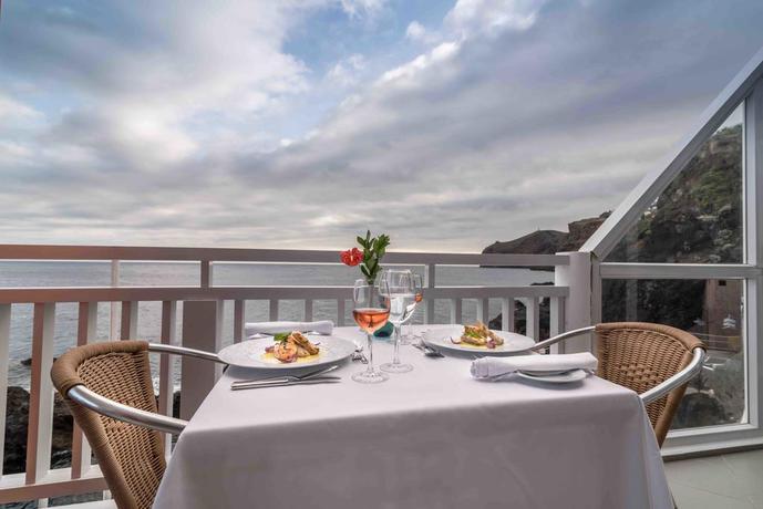 Imagen de los exteriores del Hotel Sentido Galomar. Foto 5