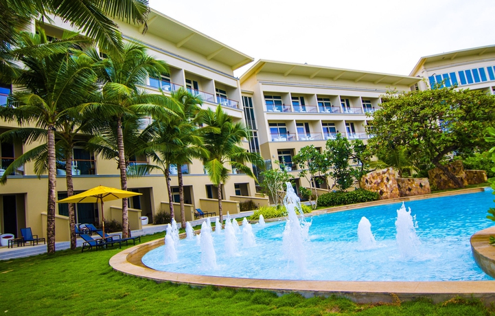 Imagen de la piscina del Hotel Sentido Heritance Negombo. Foto 14