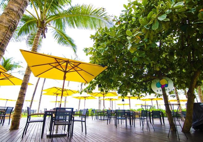 Imagen del bar/restaurante del Hotel Sentido Heritance Negombo. Foto 2