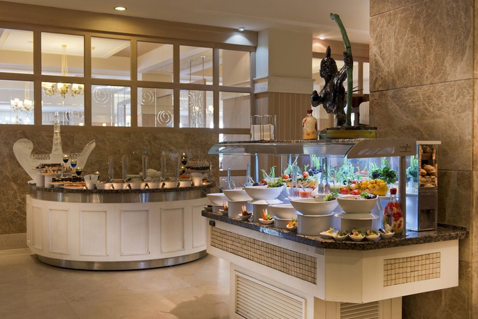 Imagen del bar/restaurante del Hotel Sentido Kamelya Fulya. Foto 6