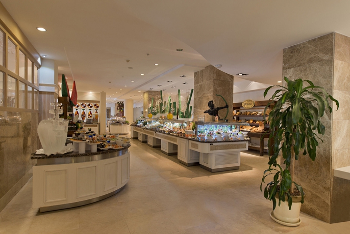 Imagen del bar/restaurante del Hotel Sentido Kamelya Fulya. Foto 13