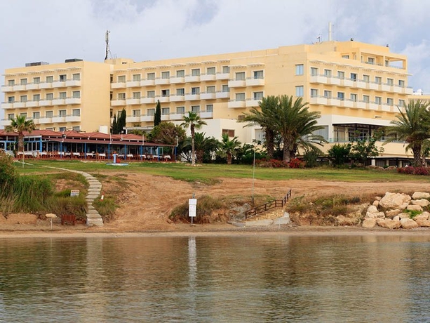 Imagen general del Hotel Sentido Kouzalis Beach. Foto 1
