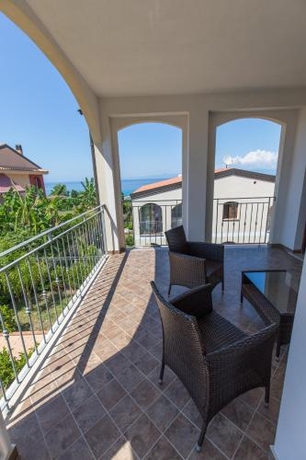 Imagen general del Hotel Sentido Michelizia Tropea Resort. Foto 5