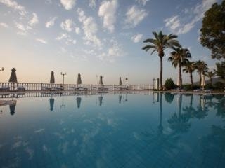 Imagen de la piscina del Hotel Sentido Sultan Beldibi. Foto 8